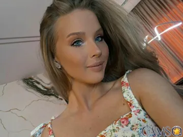 AliceeJune’s Xcams Profile Image