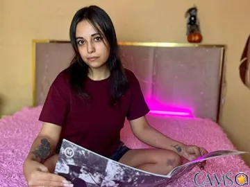 Picture of DearLily from Xcams