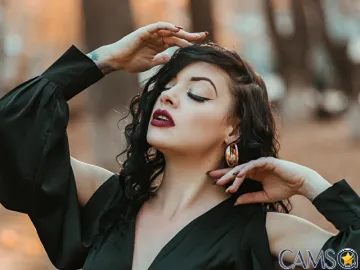 LiliLowe’s (Xcams) Photo