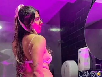 LucyDaviess’s Xcams Profile Image