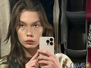 RubyRedkiss’s Xcams Profile Image