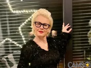 AdeleMILF-hot’s (XloveCam) Photo