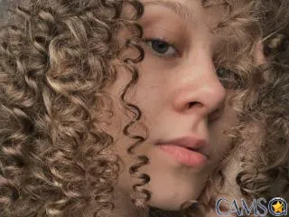 BelindaNellie’s XloveCam Profile Image