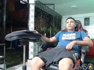 BrianCruz’s XloveCam Profile Image
