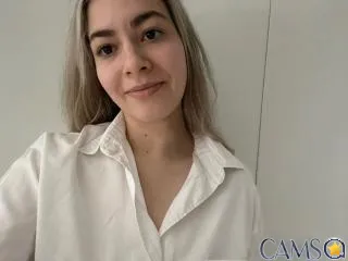 FancyRosie’s (XloveCam) Photo