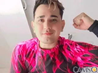 FlexPein’s XloveCam Profile Image