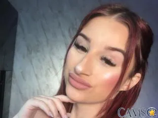 FoxxyAmber’s XloveCam Profile Image