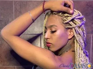 HunnyHotX’s (XloveCam) Photo