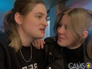 IngaFoxy’s XloveCam Profile Image