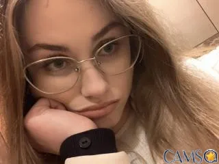 IsabelLips’s (XloveCam) Photo