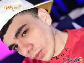 Jeyler’s XloveCam Profile Image