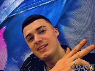 KenFerrer’s (XloveCam) Photo