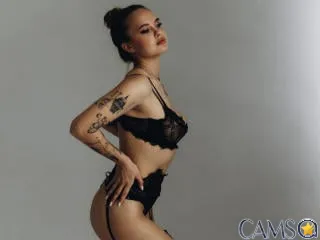 KhaleesiMoon’s XloveCam Profile Image