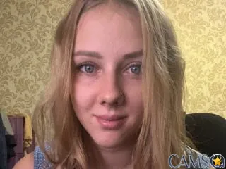 LaryAngelMy’s (XloveCam) Photo