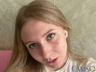 LisaE’s (XloveCam) Photo