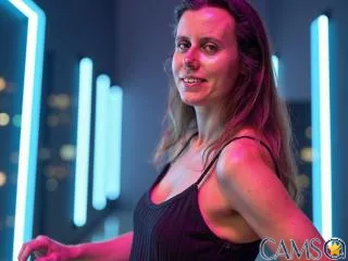LizzySparkle’s XloveCam Profile Image