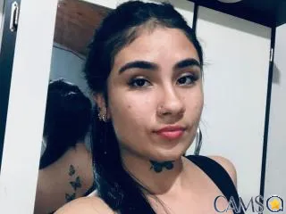 LucianaSanz’s (XloveCam) Photo