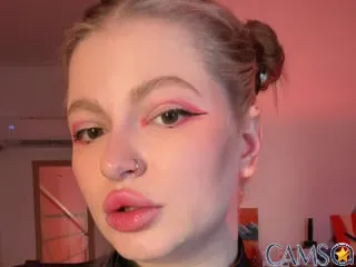 MiaKamp’s (XloveCam) Photo