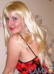MilfSquirty’s (XloveCam) Photo