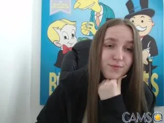 Nesie’s XloveCam Profile Image
