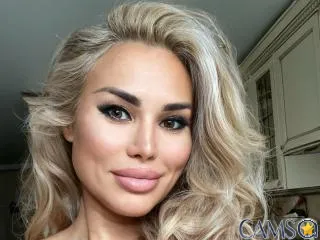 RadmilaQueen’s XloveCam Profile Image