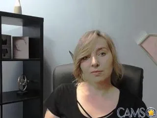 SadieFirt’s (XloveCam) Photo