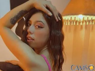 SaraHall’s XloveCam Profile Image