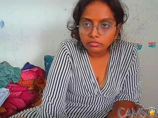 Shruthi’s XloveCam Profile Image
