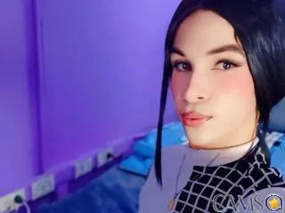 SophieMiaa’s XloveCam Profile Image