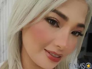 Picture of SophieVarto from XloveCam