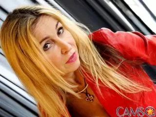 StarCrystal’s (XloveCam) Photo