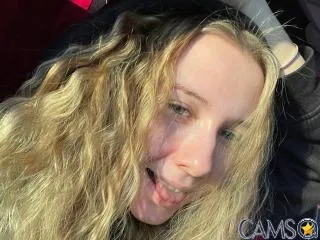 SweetLisaa’s XloveCam Profile Image
