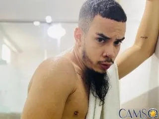 WildLeoHot’s XloveCam Profile Image