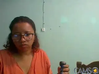 Xaria’s (XloveCam) Photo